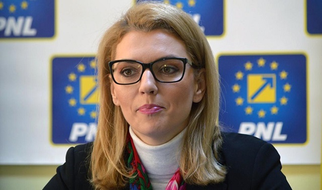 Alina Gorghiu, după numirea lui Siegfried Mureșan: „Nu identific cele 233 de voturi”. Premierul desemnat trebuie să inițieze negocierile