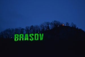 Brașovul se iluminează în verde pentru bolile mitocondriale