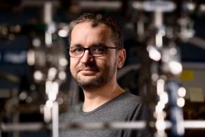 Cercetător român dezvoltă materiale inovatoare la Princeton