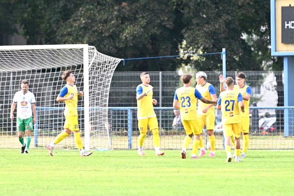 Corona Brașov Triumfă cu 7-0 împotriva Carpați Covasna