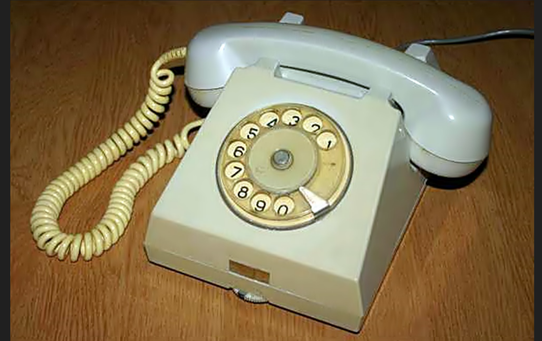 Cum a dispus Ceaușescu monitorizarea convorbirilor telefonice și ce sistem a creat Securitatea
