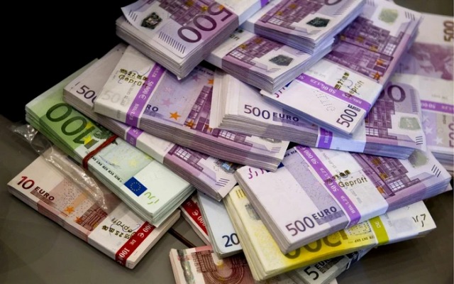 Euro Depășește Pragul de 5,27 Lei