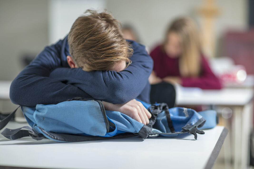 Indiciile care arată că un copil întâmpină dificultăți la școală. Metode prin care părinții pot afla adevărul fără a transforma discuțiile în interogatorii