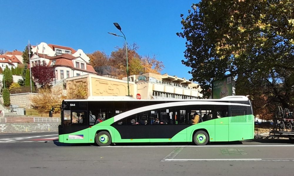 Modificări în programul autobuzelor RATBV către Poiana Brașov duminică