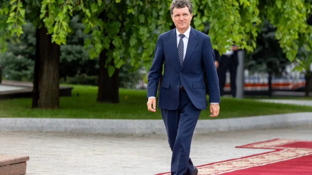 Nicușor Dan: Trebuie să învățăm să lucrăm împreună