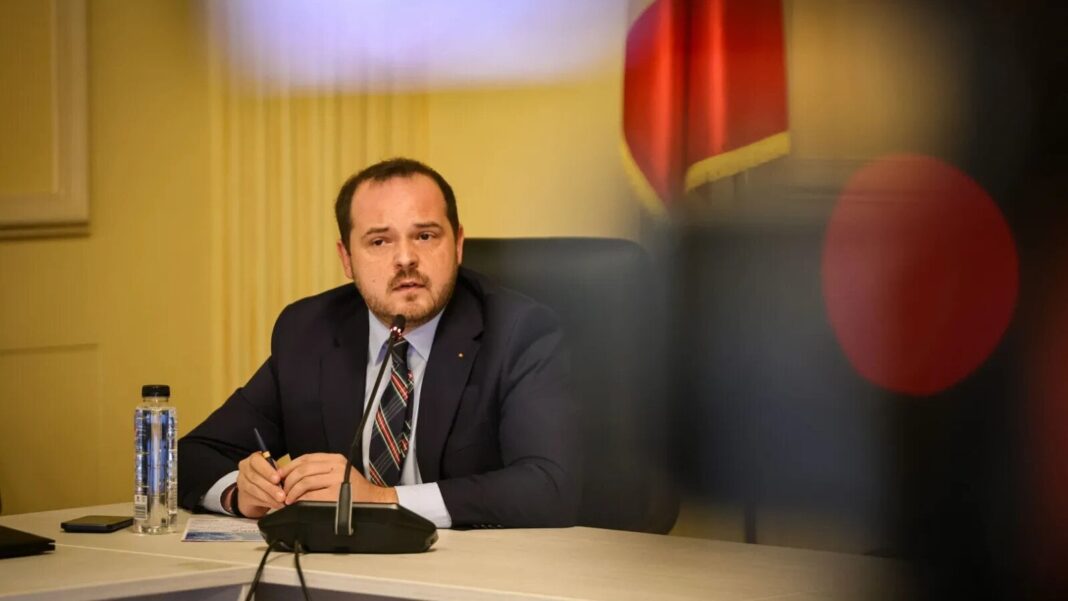 Rogobete Critică PNL și USR pentru Inconsecvență