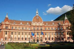 Șase companii concurează pentru reabilitarea Prefecturii Brașov
