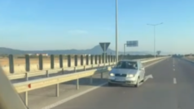 Șoferiță de 76 de ani, pe contrasens pe A3
