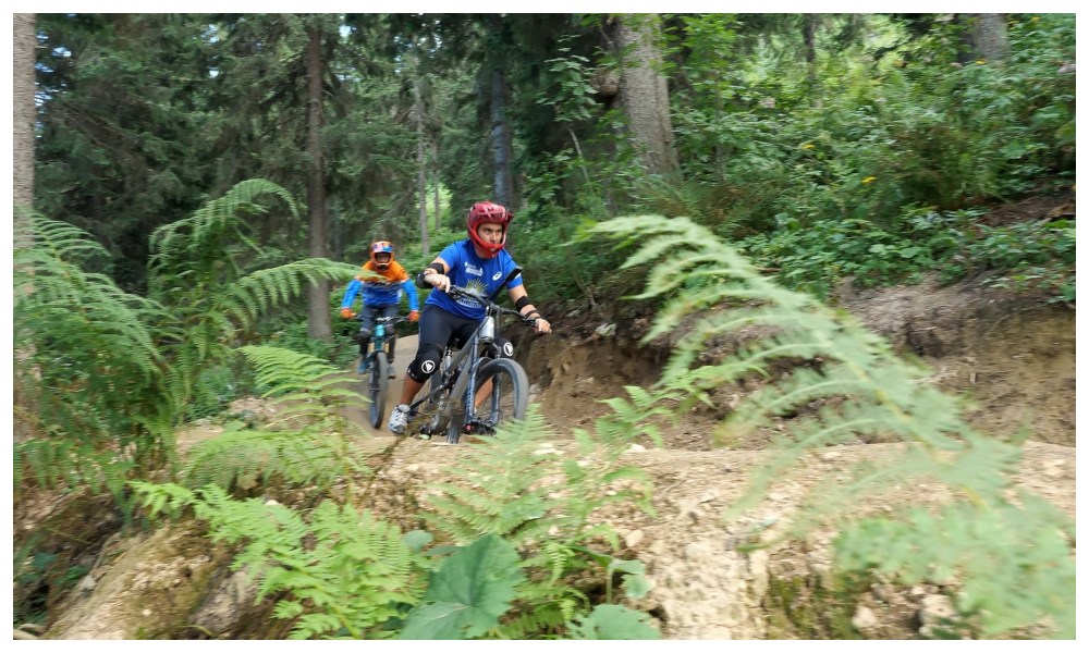 Telescaunul Ruia intră în revizie tehnică: Detalii despre funcționarea transportului pe cablu la Bikepark Postăvarul