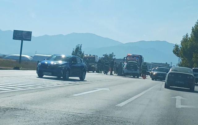 Accident grav la intrarea în Stupini