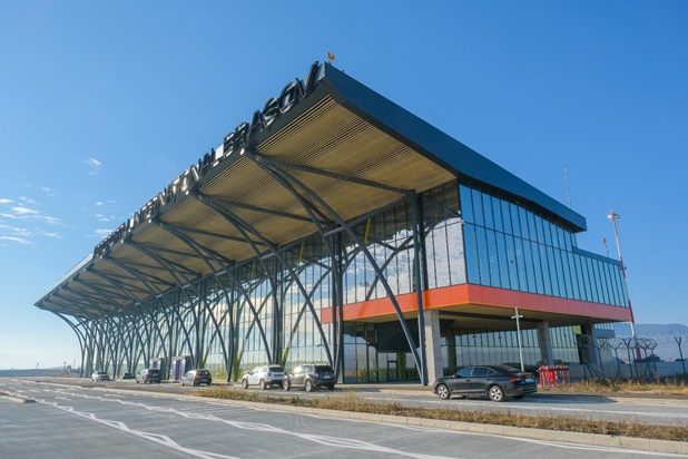 Aeroportul Brașov angajează: șase posturi disponibile