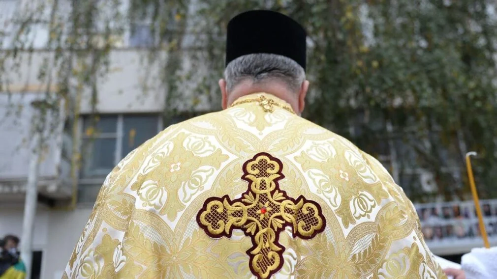 Avertismentul BOR: Donații cerute de falși preoți