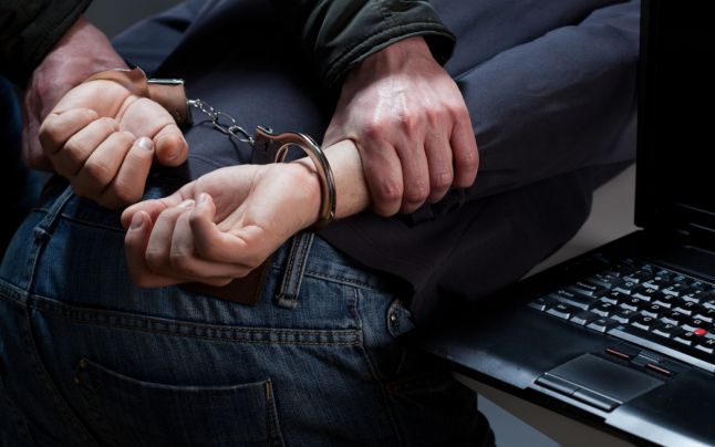 Bărbat din Brașov, arestat pentru violență domestică