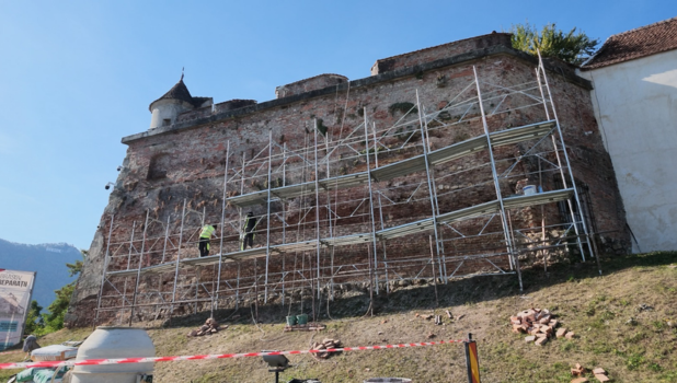 Cetățuia Brașovului: Lucrări de Conservare în Desfășurare