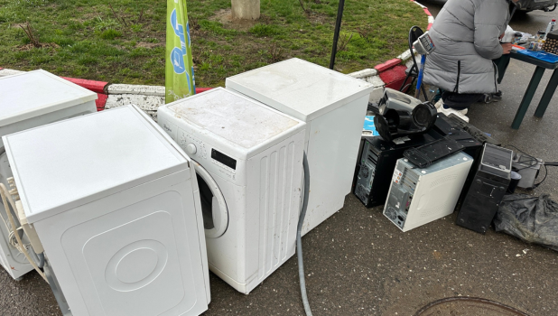 Colectare Deșeuri Electrice și Tombolă la Sânpetru