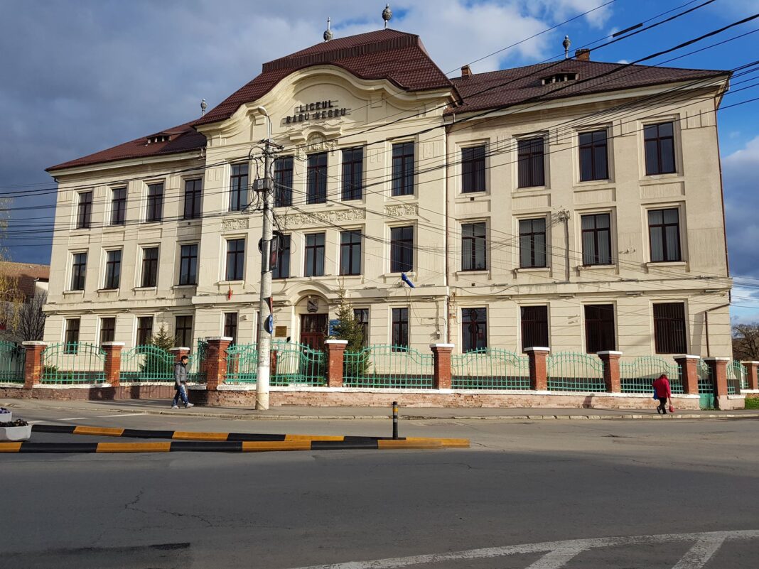Colegiul Radu Negru Făgăraș Fără Director Temporar