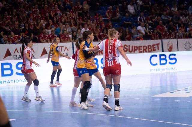 Corona Brașov avansează în EHF European League