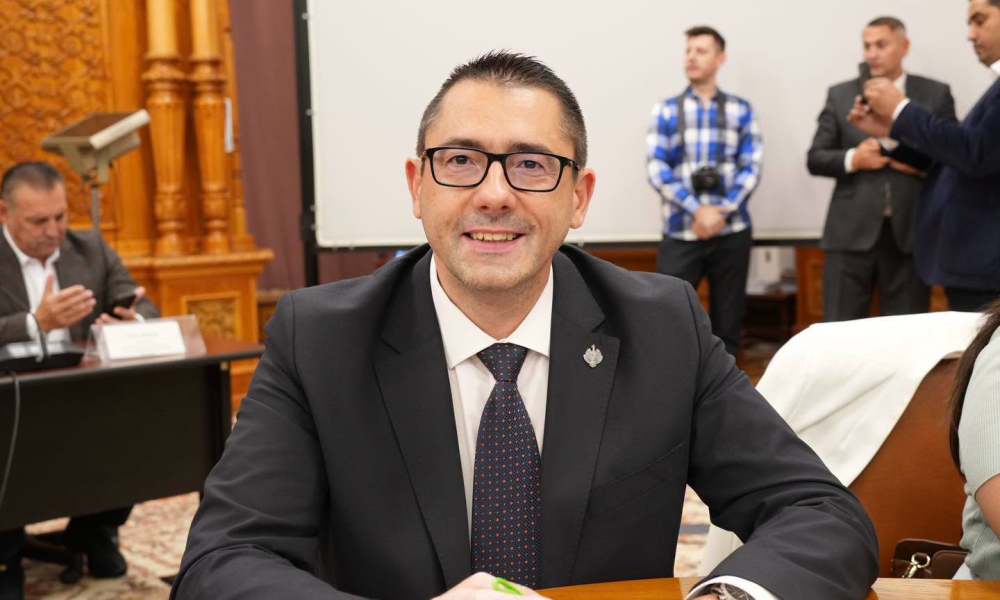 Deputatul Rusu se opune legii ce scumpește afacerile