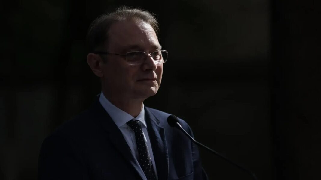 Luca Niculescu: „Guvernul va fi al României”