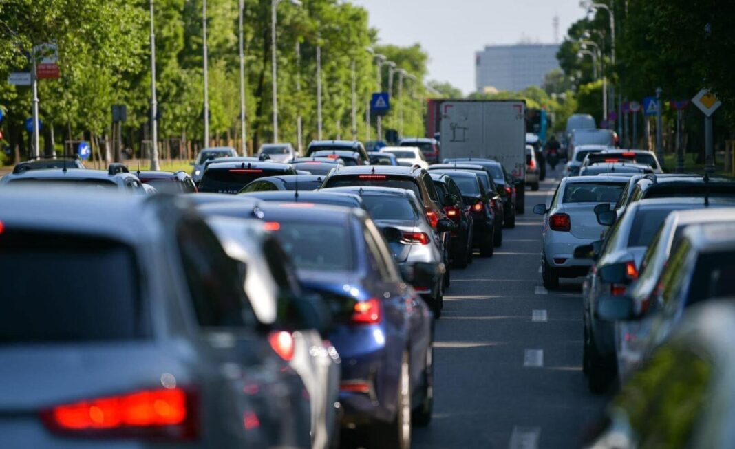 Prețul RCA depășește 2.140 lei: Soluții pentru șoferi