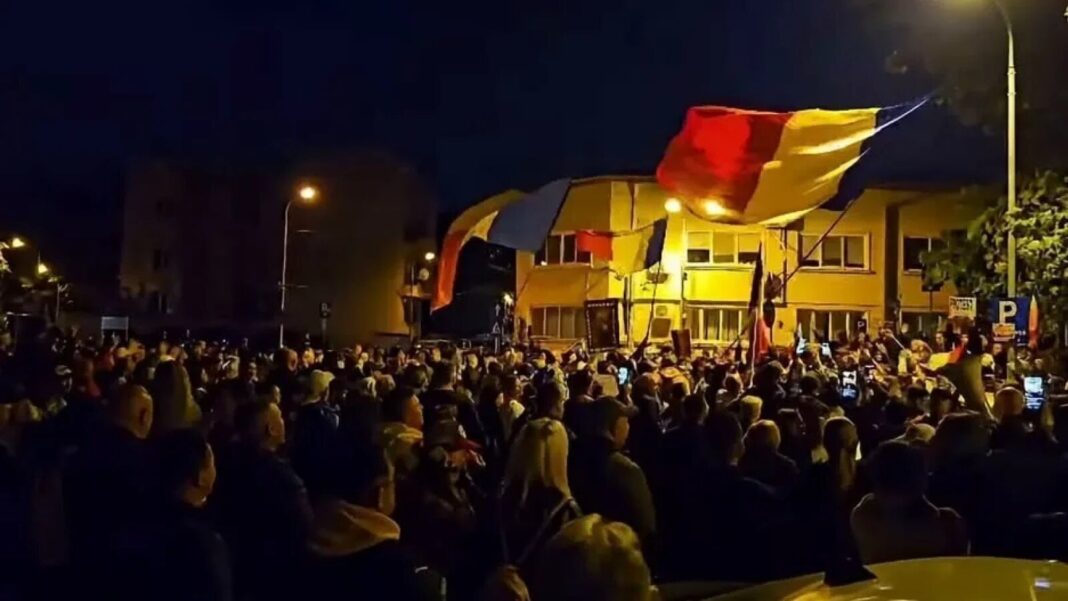 Proteste continue pentru Călin Georgescu la Arestul Central