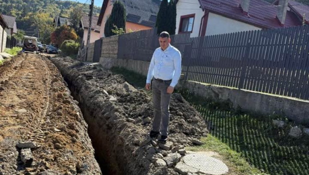 Reparații majore la rețeaua de apă din Vulcan