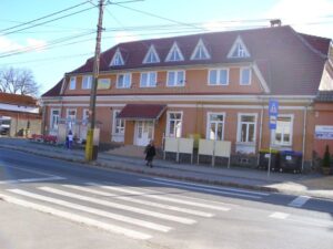 Subsolul Bibliotecii Săcele devine spațiu socio-cultural
