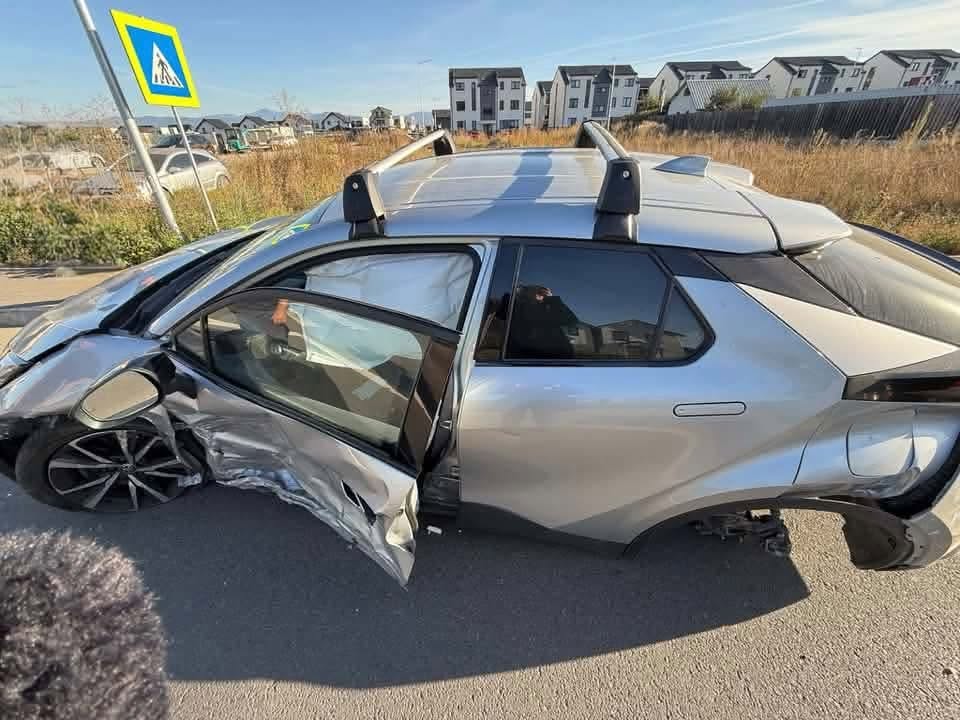 Tânăr fără permis reținut după accident în Sânpetru