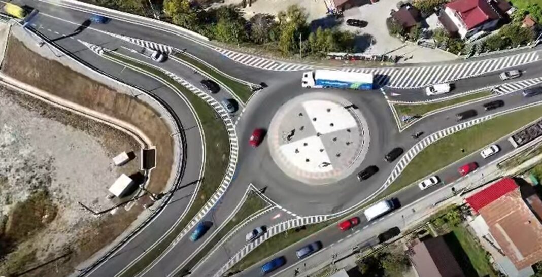 Trafic Fluidizat pe DN1, Încă Aglomerat la Bușteni