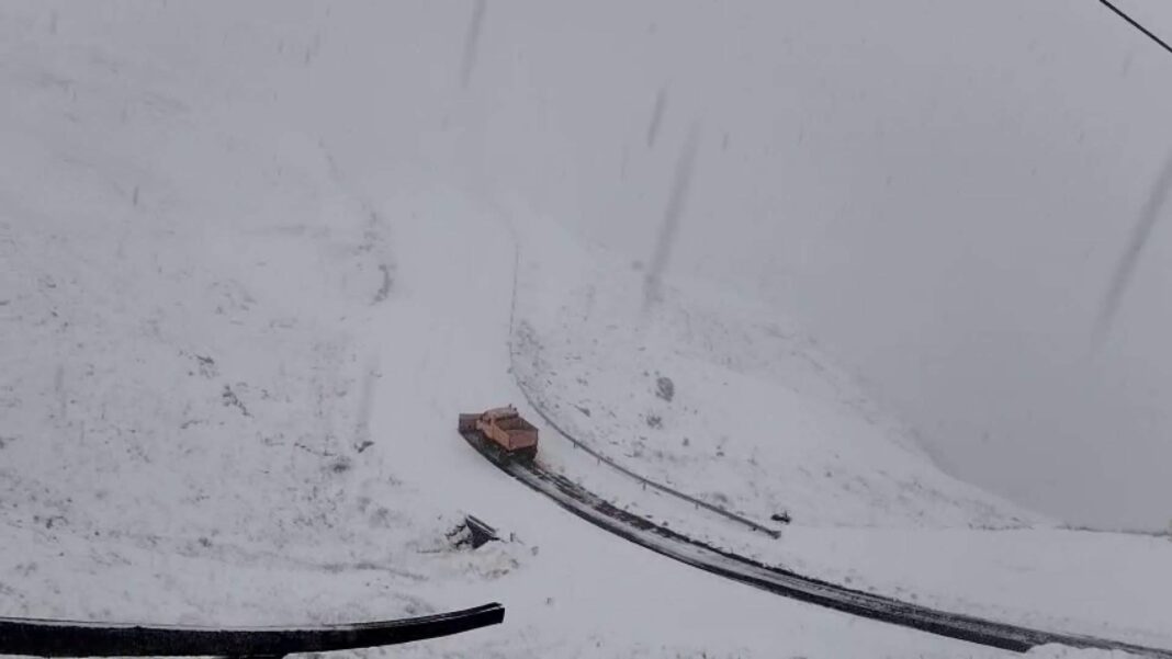 Transfăgărășanul închis din cauza vremii nefavorabile